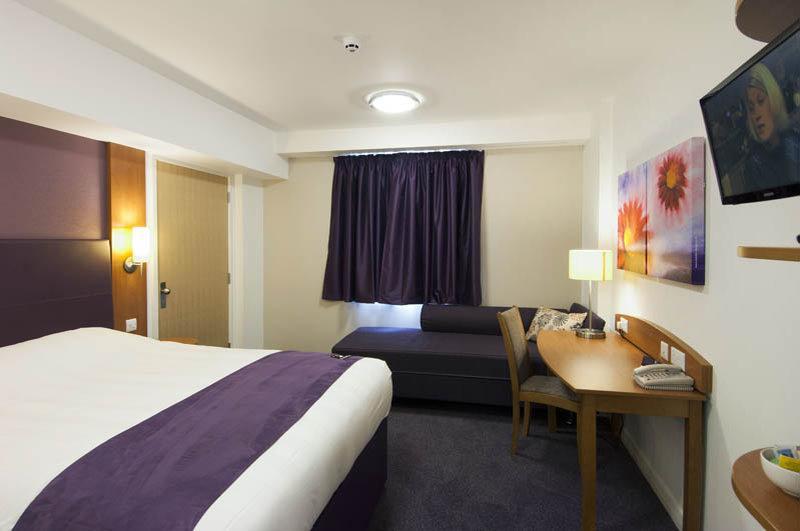 Premier Inn Ipswich North Exterior foto